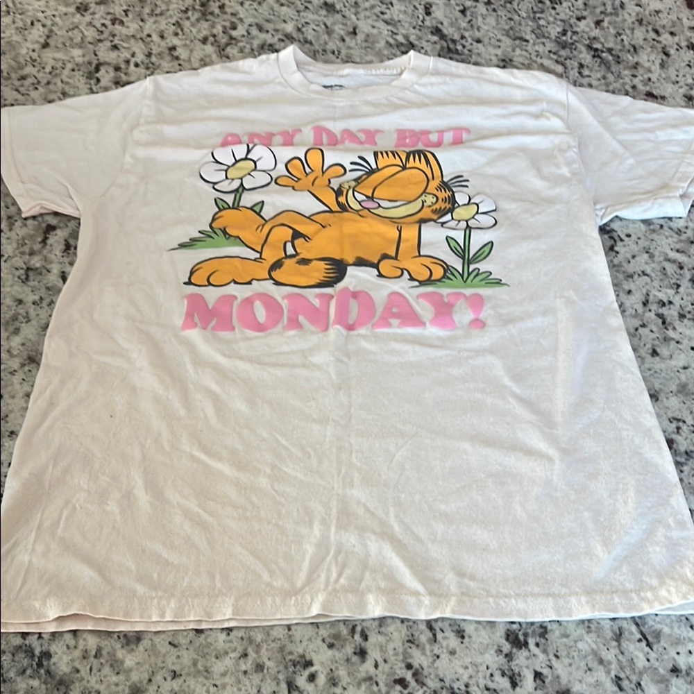 Cream Graphic T-Shirt with Garfield Cartoon Print